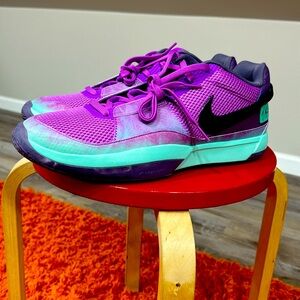Nike Men’s Purple & Teal Running Shoes